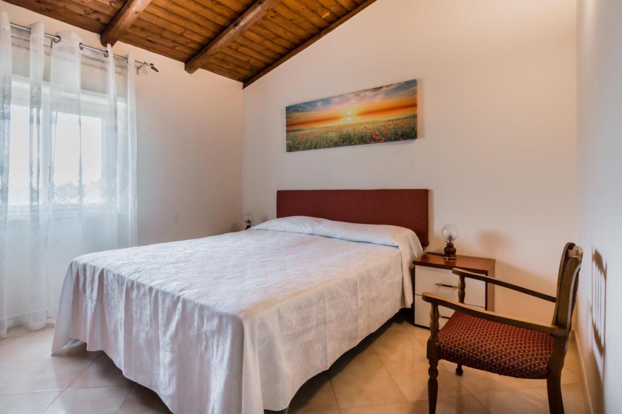 Villa Rosa Near The Sandy Beach, Parking & Wifi Noto Eksteriør billede